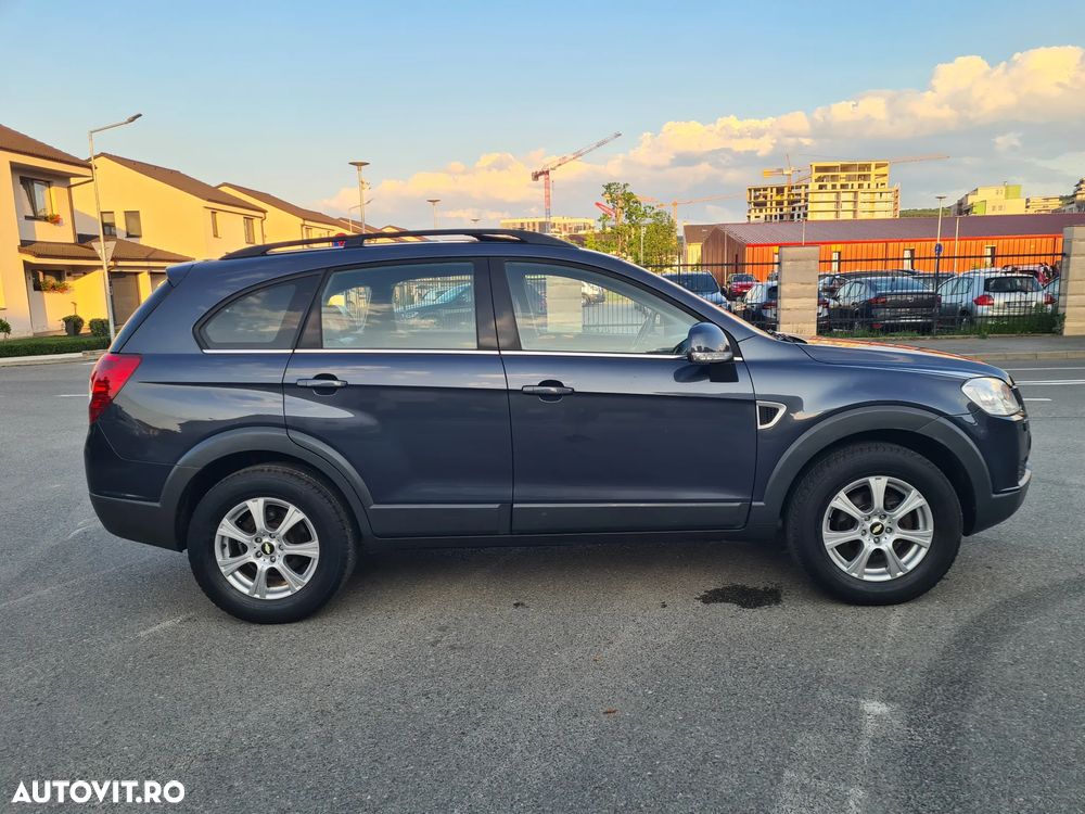Chevrolet Captiva 2.0 4WD 7 Sitzer Automatik LT - 28