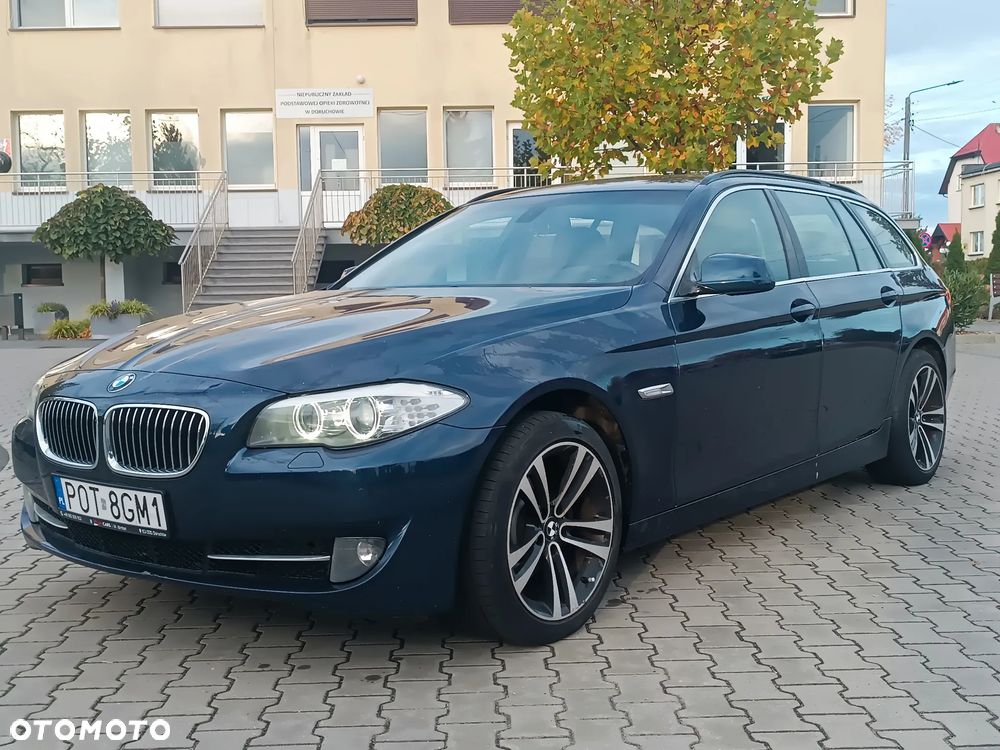 BMW 5 Series 2010 photo 4