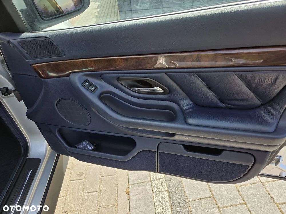 BMW Seria 7 740d - 9