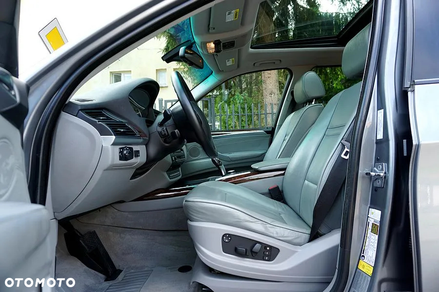 BMW X5 3.0si xDrive - 21