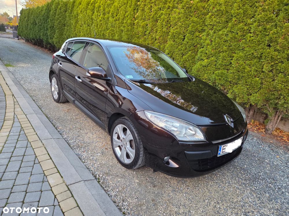 Renault Megane 2011 photo 3