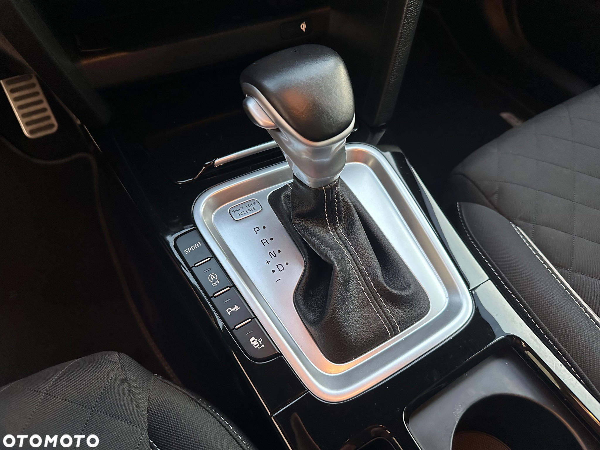 Kia ProCeed 1.6 CRDi GT Line DCT - 24