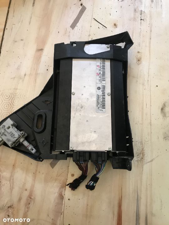 WZMACNIACZ AUDIO VW PHAETON 3D0035466 - 1