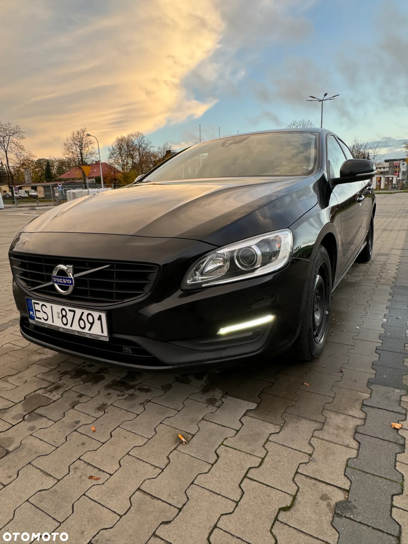 Volvo S60 D4 Drive-E Momentum - 18