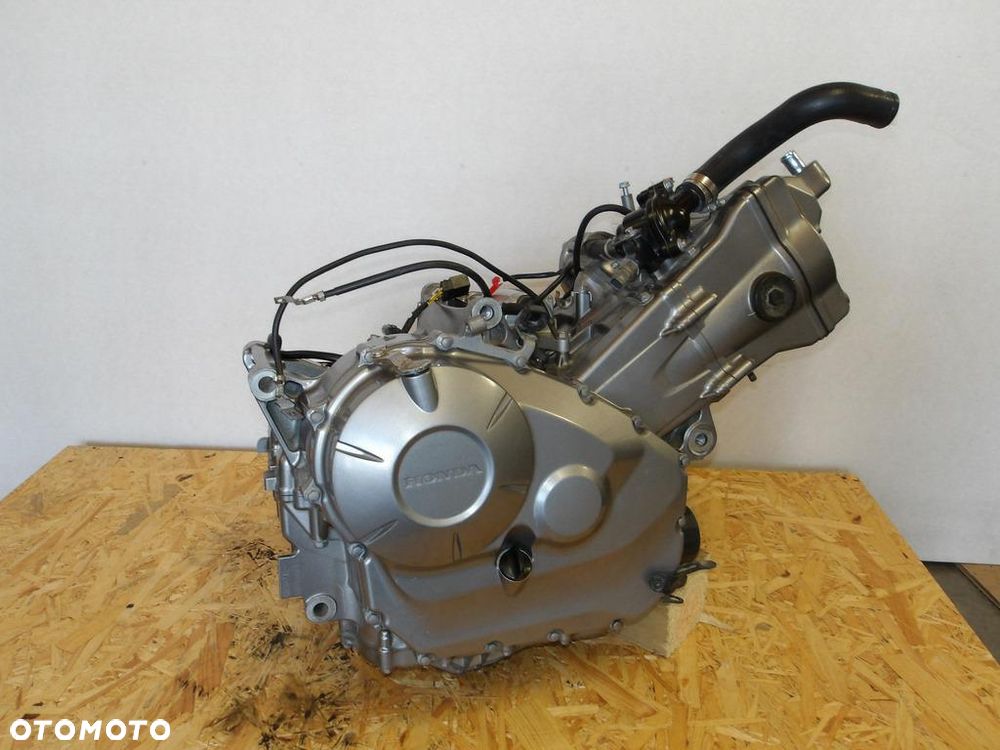 Silnik kompletny HONDA NC700X 12-13r   PN. 11000-MGS-D30 - 1