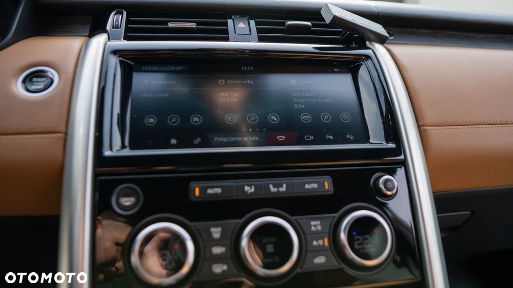 Land Rover Discovery 3.0 SDV6 HSE Luxury - 18