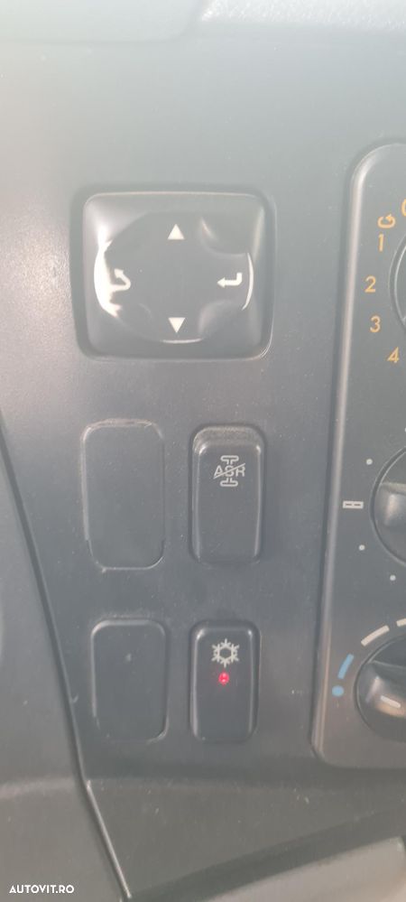 Mercedes-Benz Atego1229 - 17