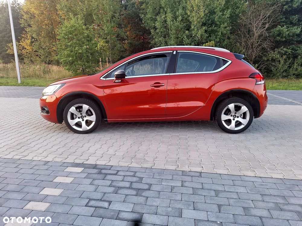 Citroën DS4 1.6 e-HDi SoChic MCP - 21