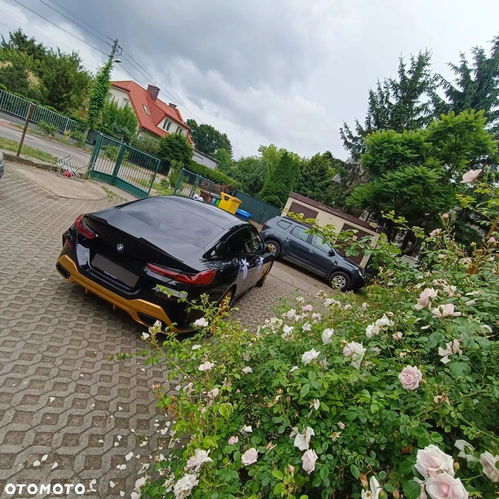 BMW Seria 8 - 35