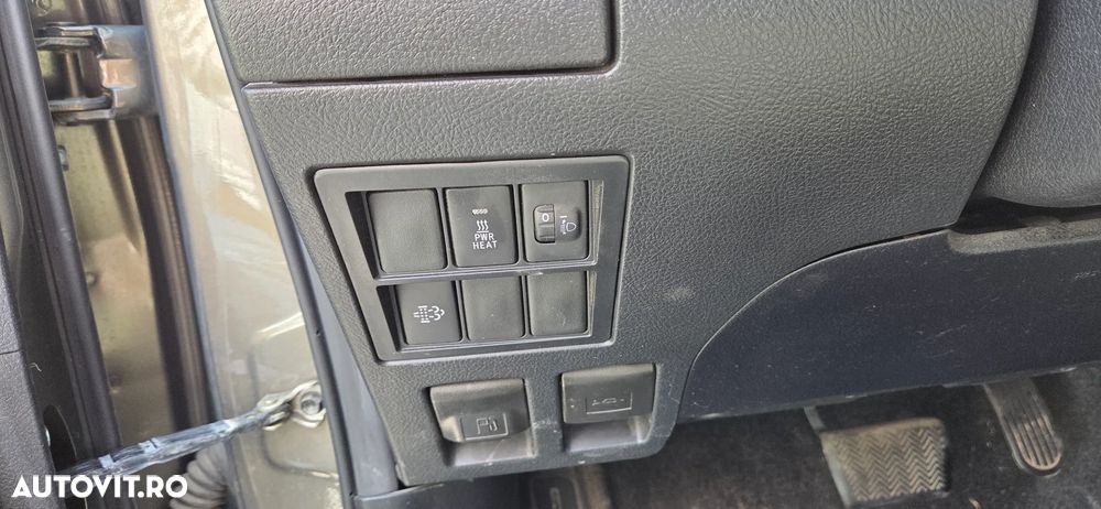 Toyota Hilux - 15