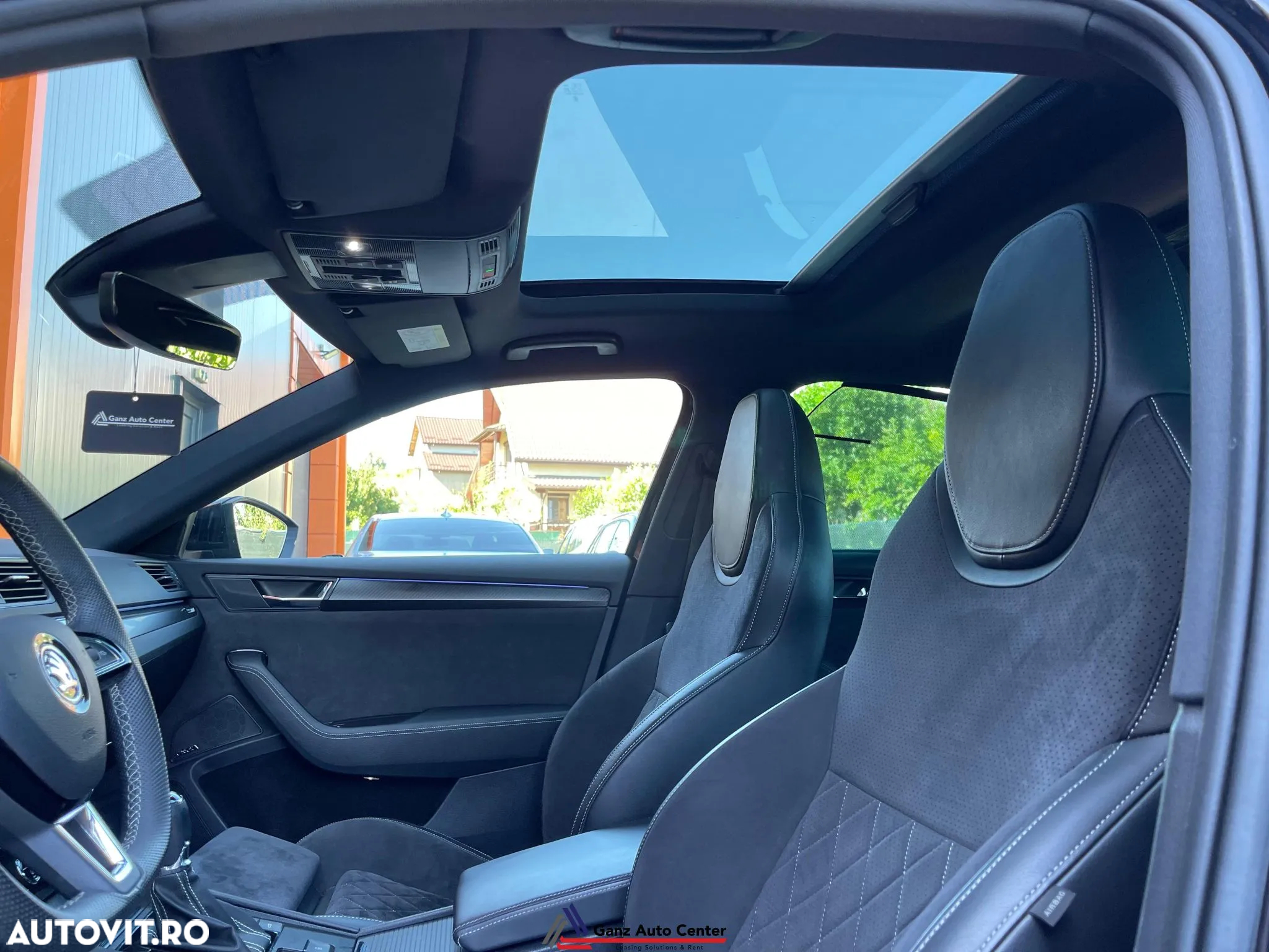 Skoda Superb 2.0 TDI 4X4 DSG Sportline - 23