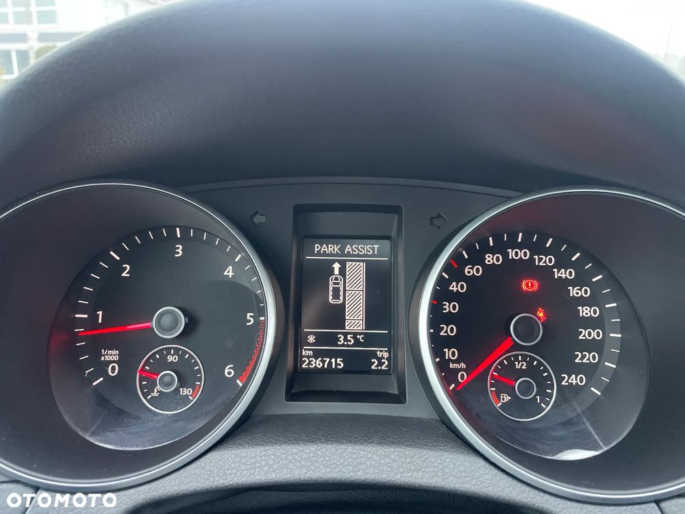 Volkswagen Golf 2.0 TDI DPF 4Motion Highline - 22