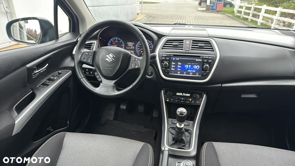 Suzuki S-Cross - 9