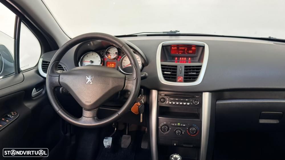 Peugeot 207 1.4 HDi Access - 23