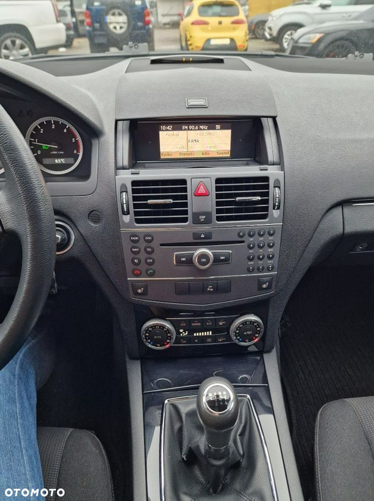 Mercedes-Benz Klasa C 200 T CDI Edition - 16