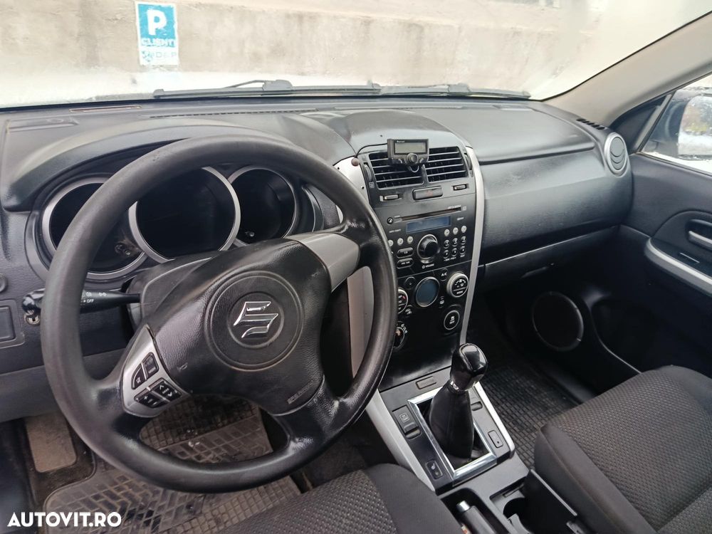 Suzuki Grand Vitara - 5