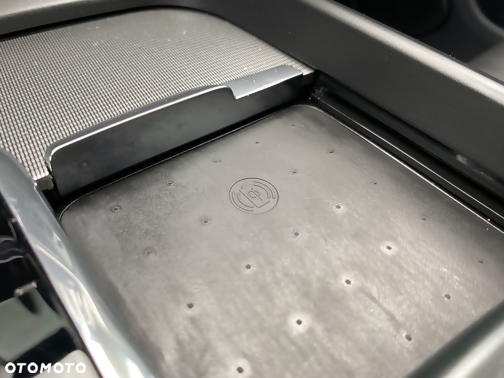Volvo XC 60 B4 D Geartronic RDesign - 32