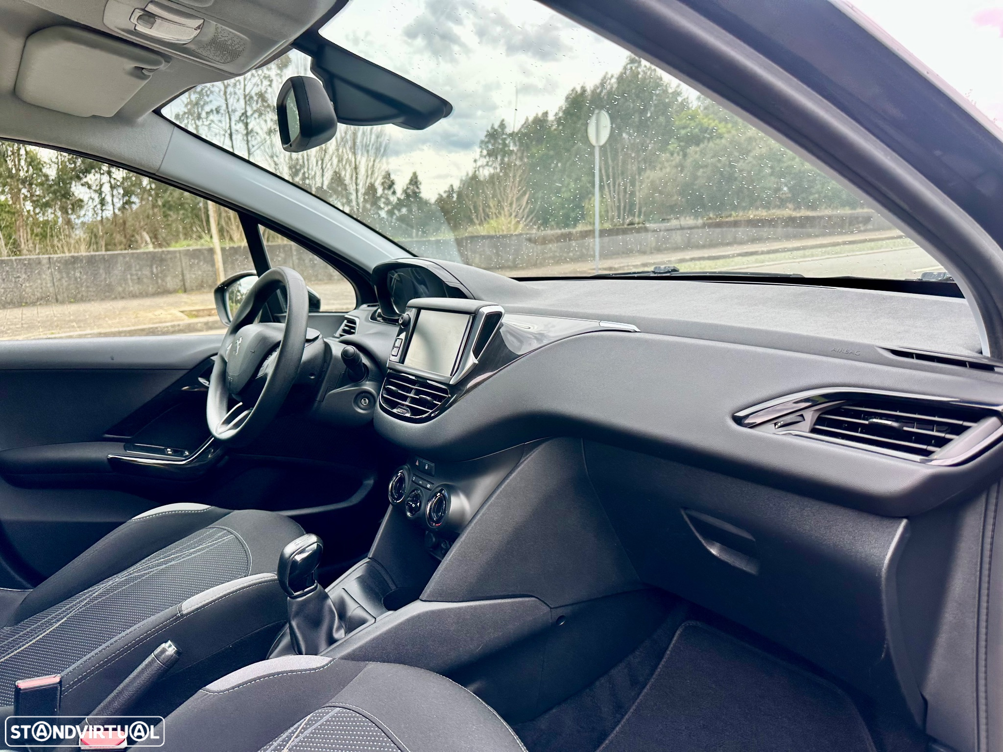 Peugeot 208 PureTech 68 Access - 28