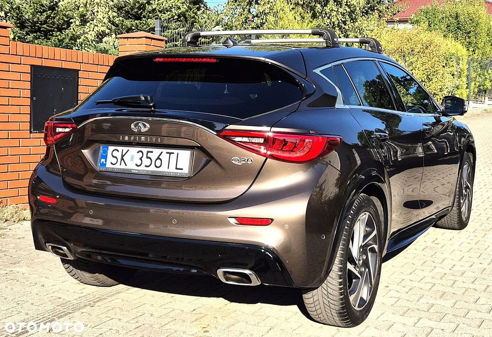 Infiniti Q30 1.6t Luxe Tech 7DCT - 3