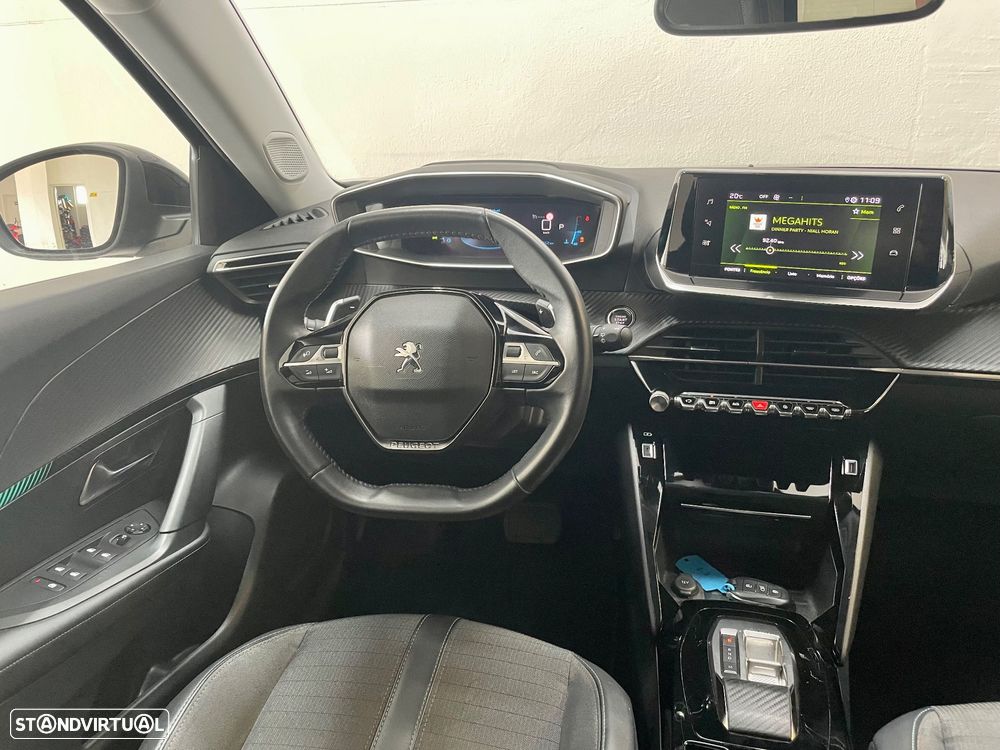 Peugeot 2008 PureTech 130 EAT8 Allure Pack - 15