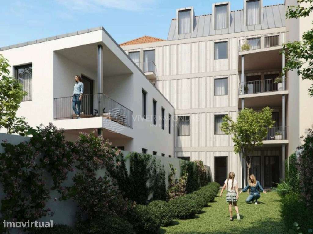 T3 duplex Porto Centro | Grande Jardim Privativo | Varanda | Estaci... - Grande imagem: 2/14