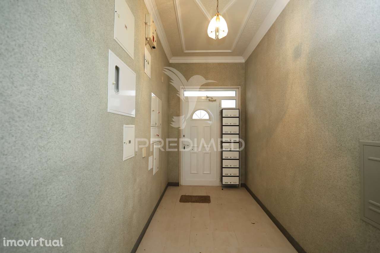 Apartamento T2+2 - Grande imagem: 4/28