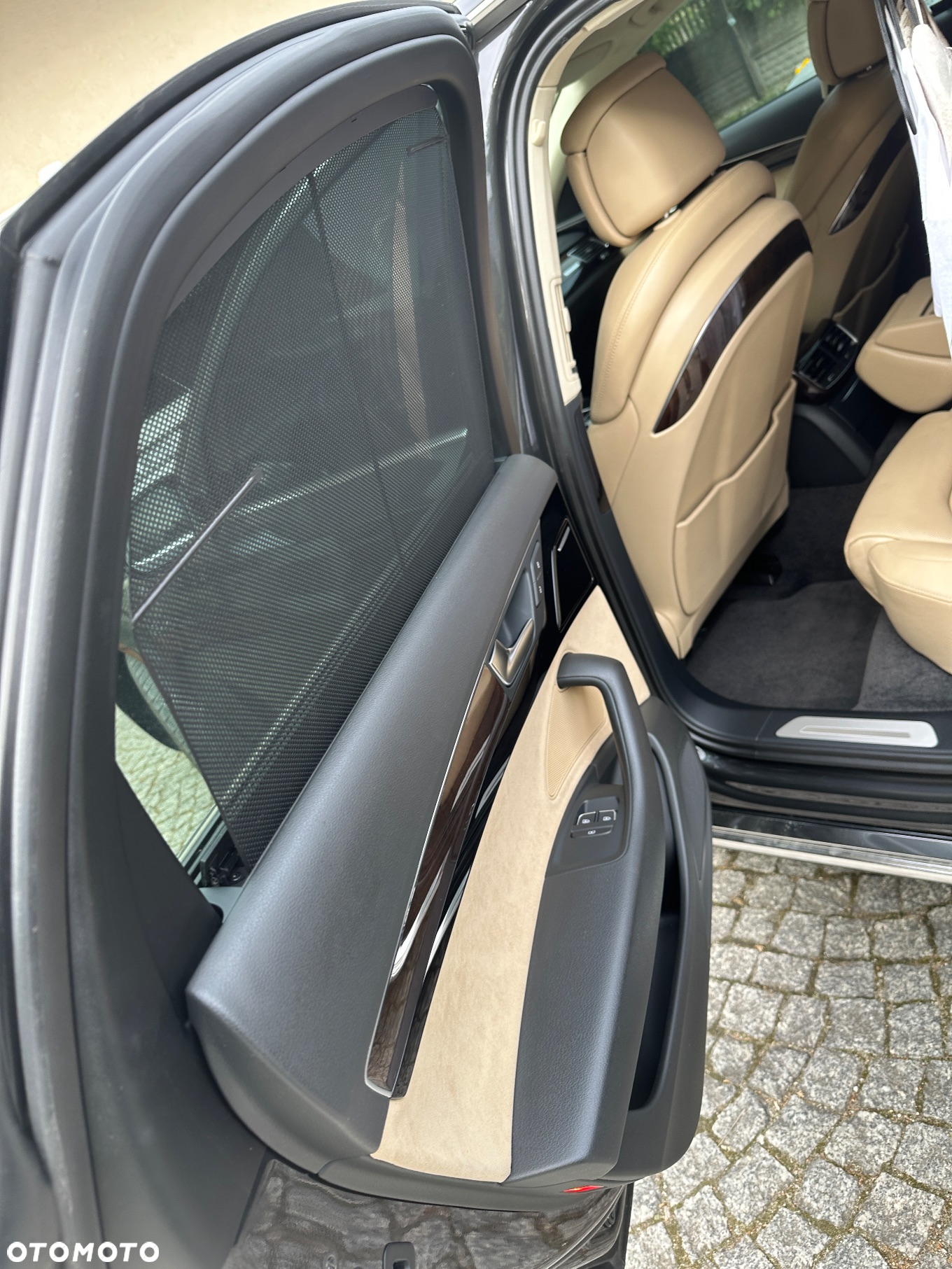 Audi A8 4.2 FSI Quattro - 11