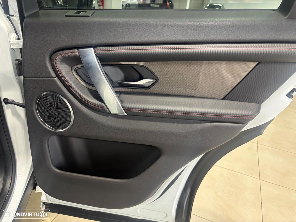 Land Rover Discovery Sport 2.0 eD4 R-Dynamic SE 7L - 13