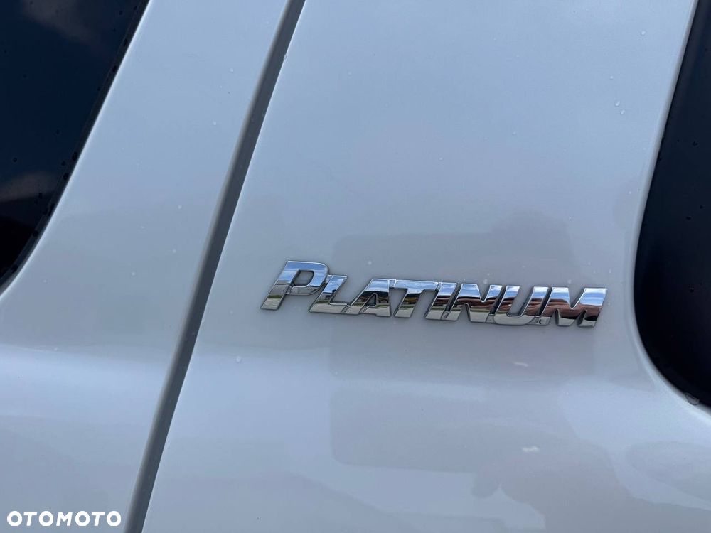 Toyota Sequoia - 11