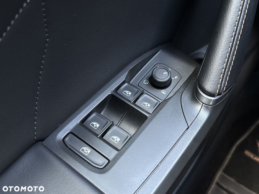Cupra Leon 1.5 eTSI mHEV DSG - 17