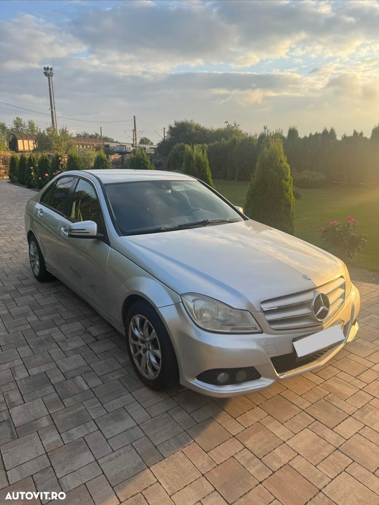 Mercedes-Benz C - 6