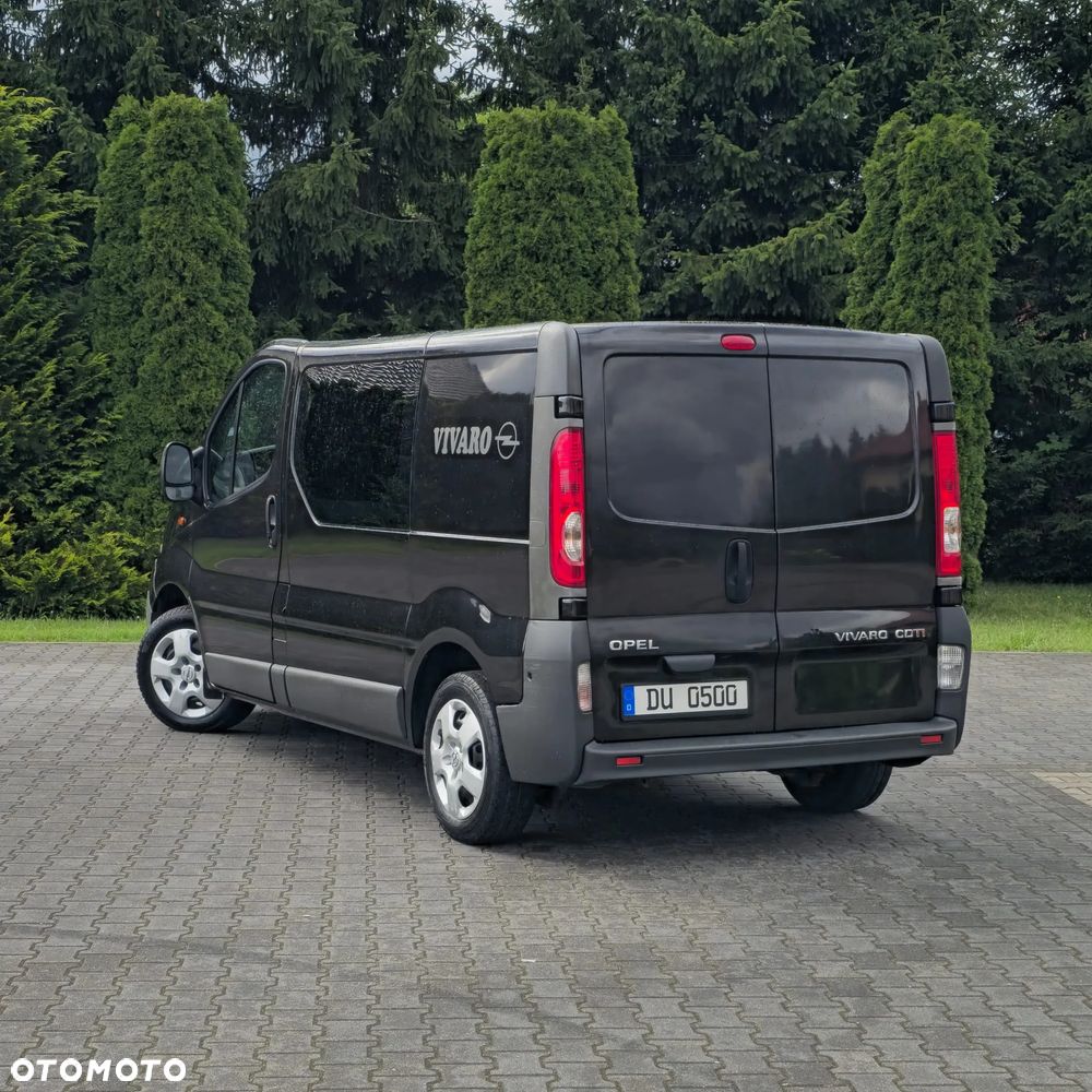 Opel Vivaro - 11