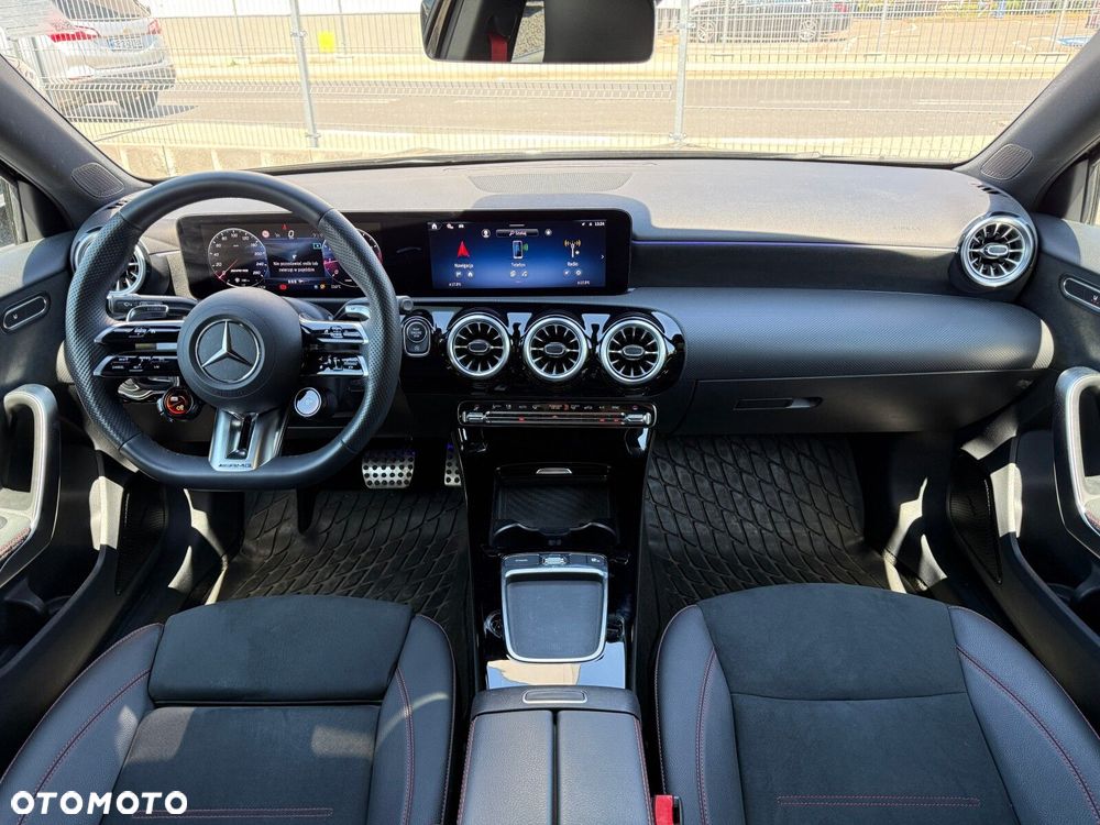 Mercedes-Benz Klasa A 35 AMG 4-Matic 8G-DCT - 20