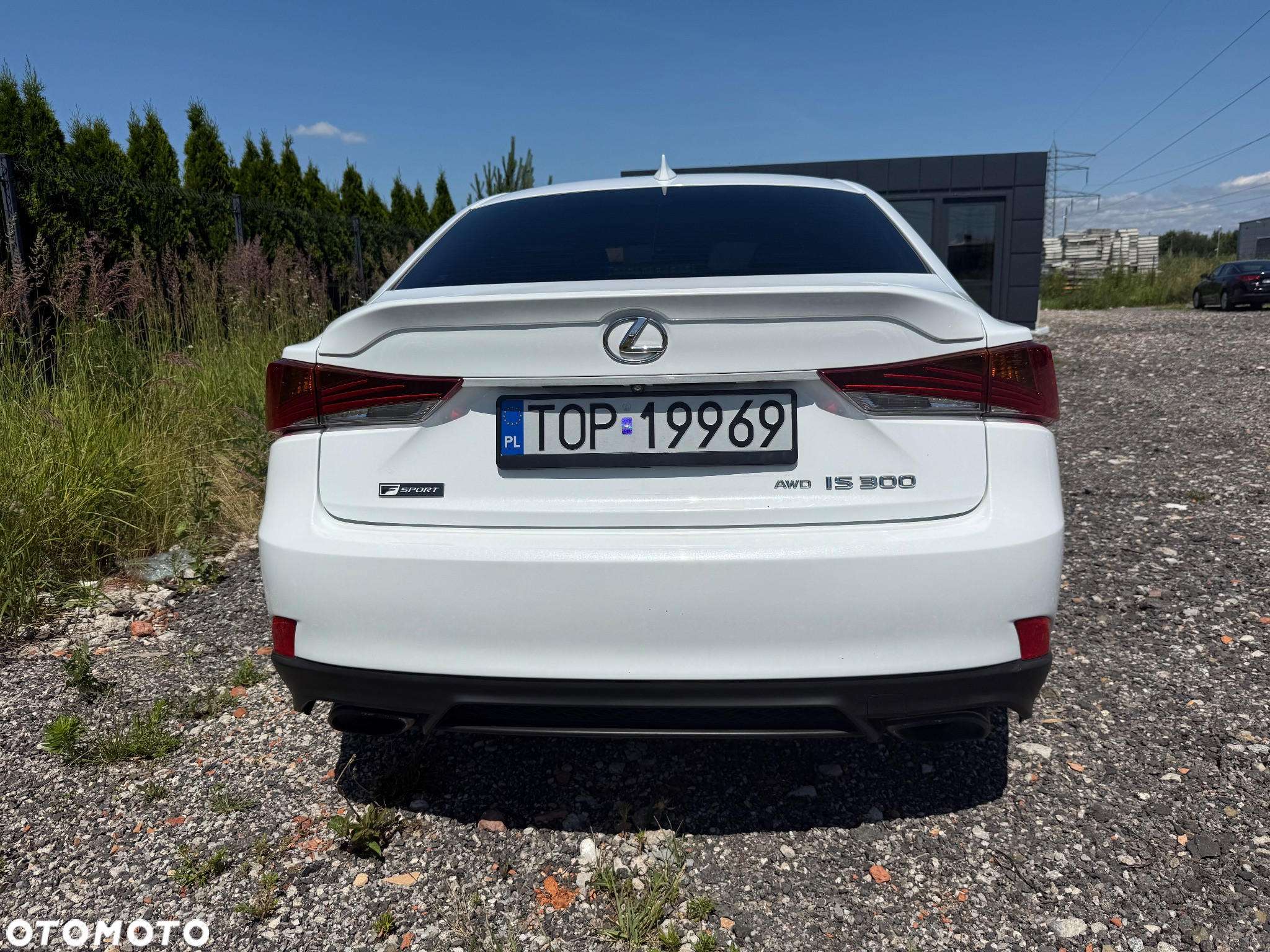Lexus IS 200t / 300 F Sport - 4