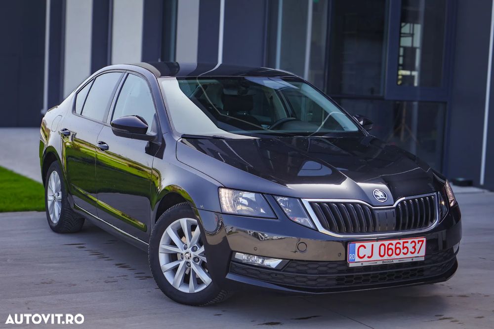 Skoda Octavia 1.6 TDI DSG Ambition - 4