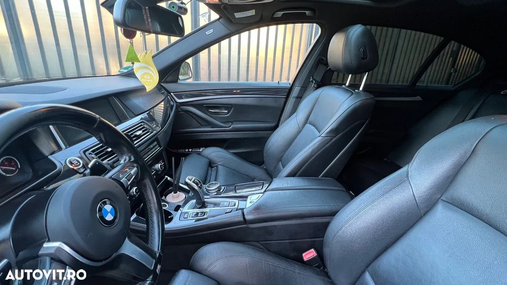 BMW Seria 5 535d Sport-Aut. Luxury Line - 16