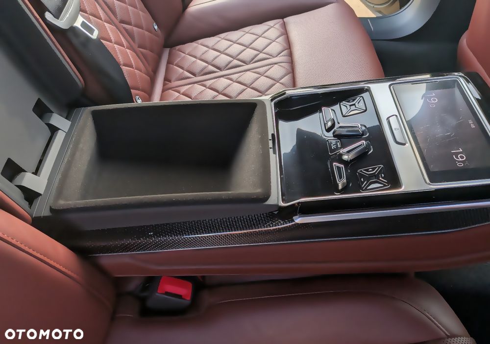 Audi S8 - 23