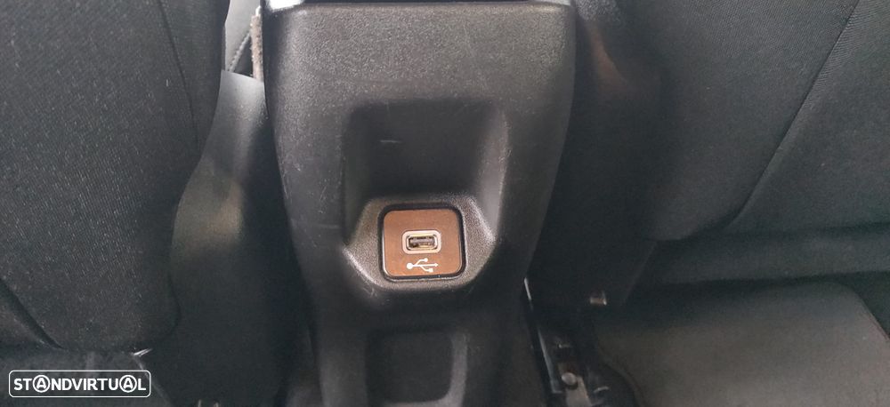 Jeep Renegade 1.3 TG Trailhawk - 22