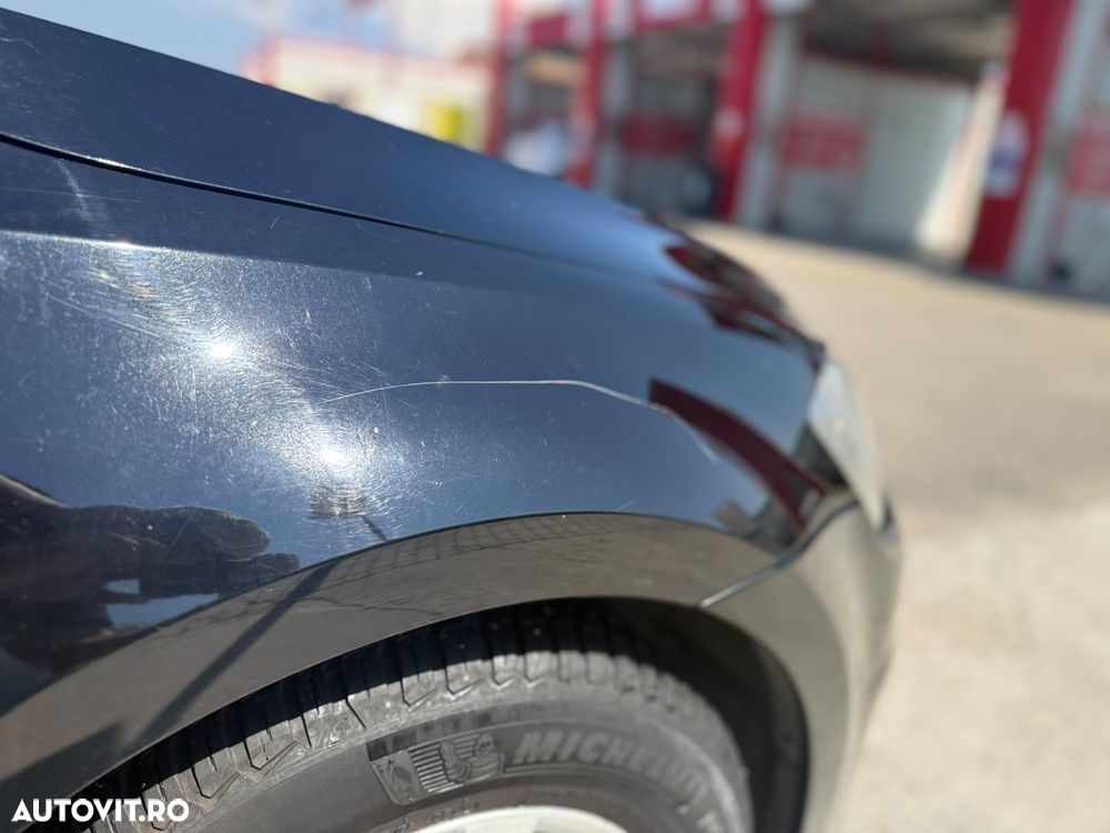 Volkswagen Golf 1.6 TDI DPF BMT DSG Comfortline - 29