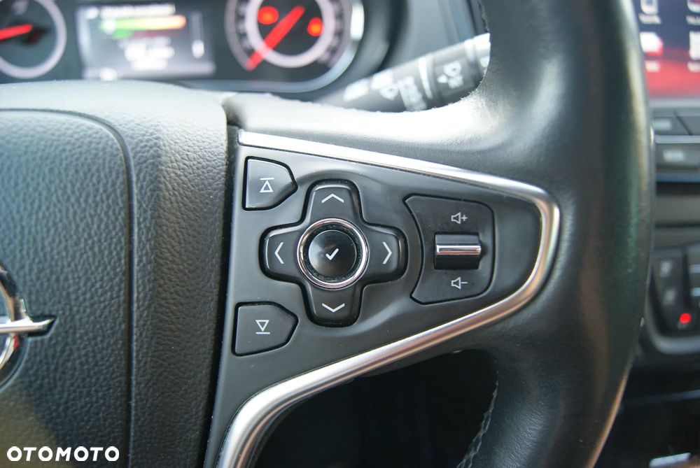 Opel Insignia 2.0 CDTI Innovation S&S - 24