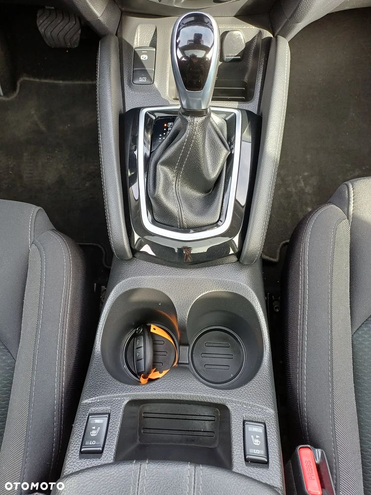 Nissan Qashqai 1.3 DIG-T N-Connecta DCT - 28