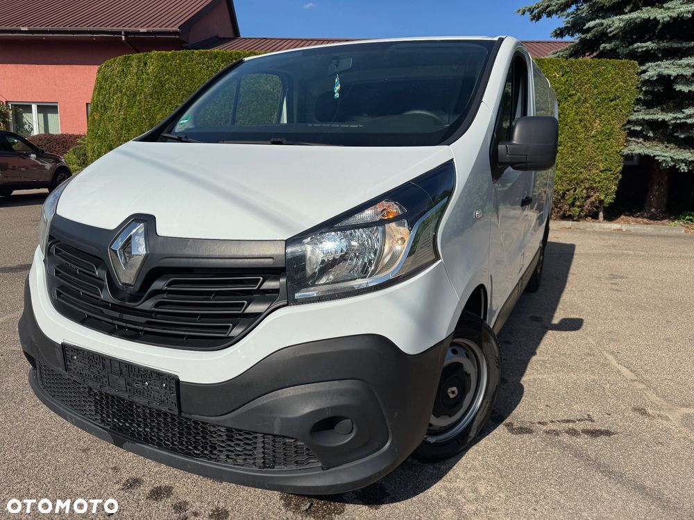Renault TRAFIC - 1
