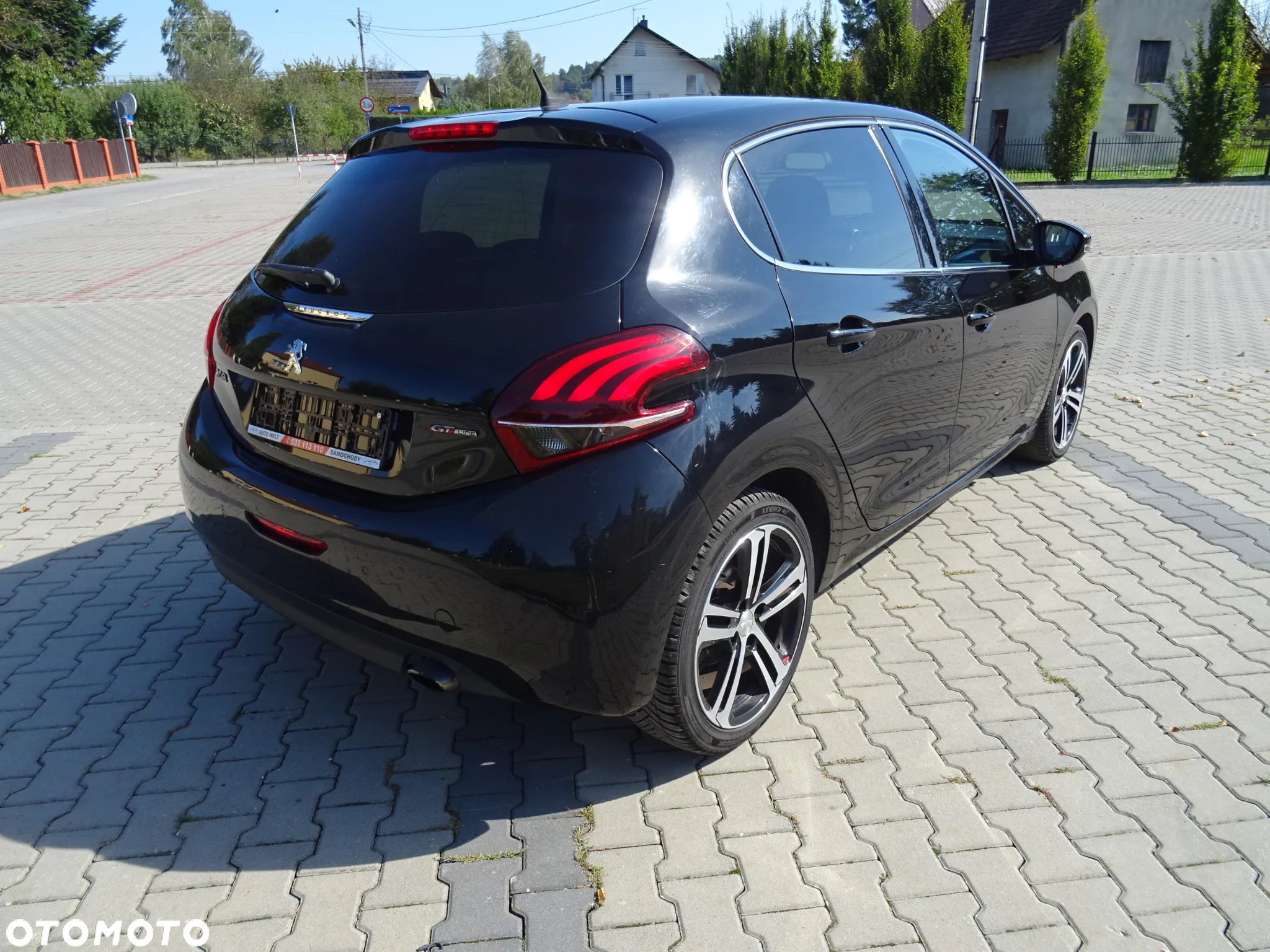 Peugeot 208 PureTech 110 Stop & Start Allure - 6
