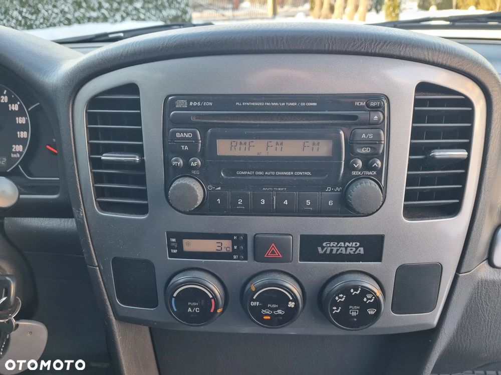 Suzuki Grand Vitara - 17