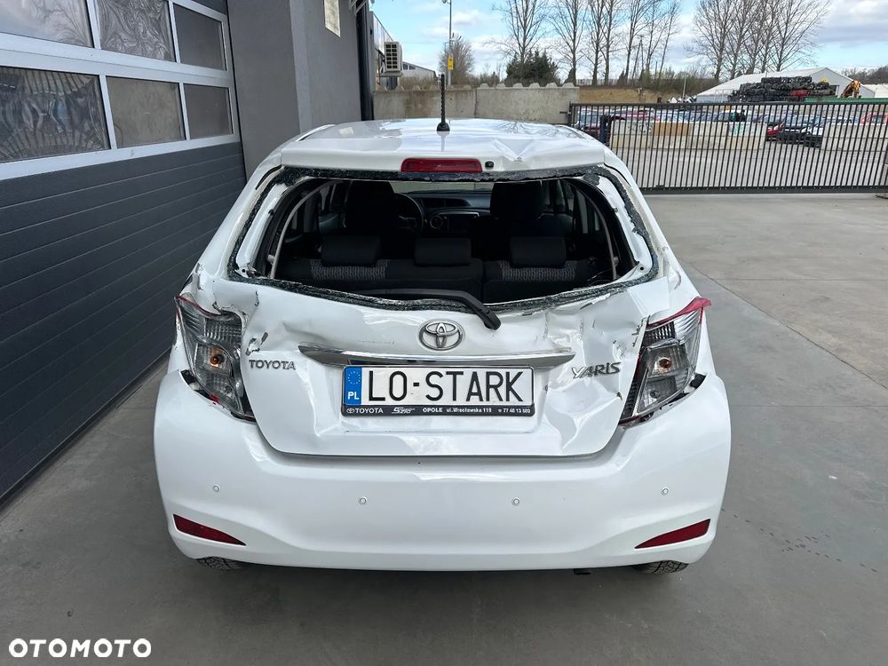 Toyota Yaris 1.33 Prestige - 4