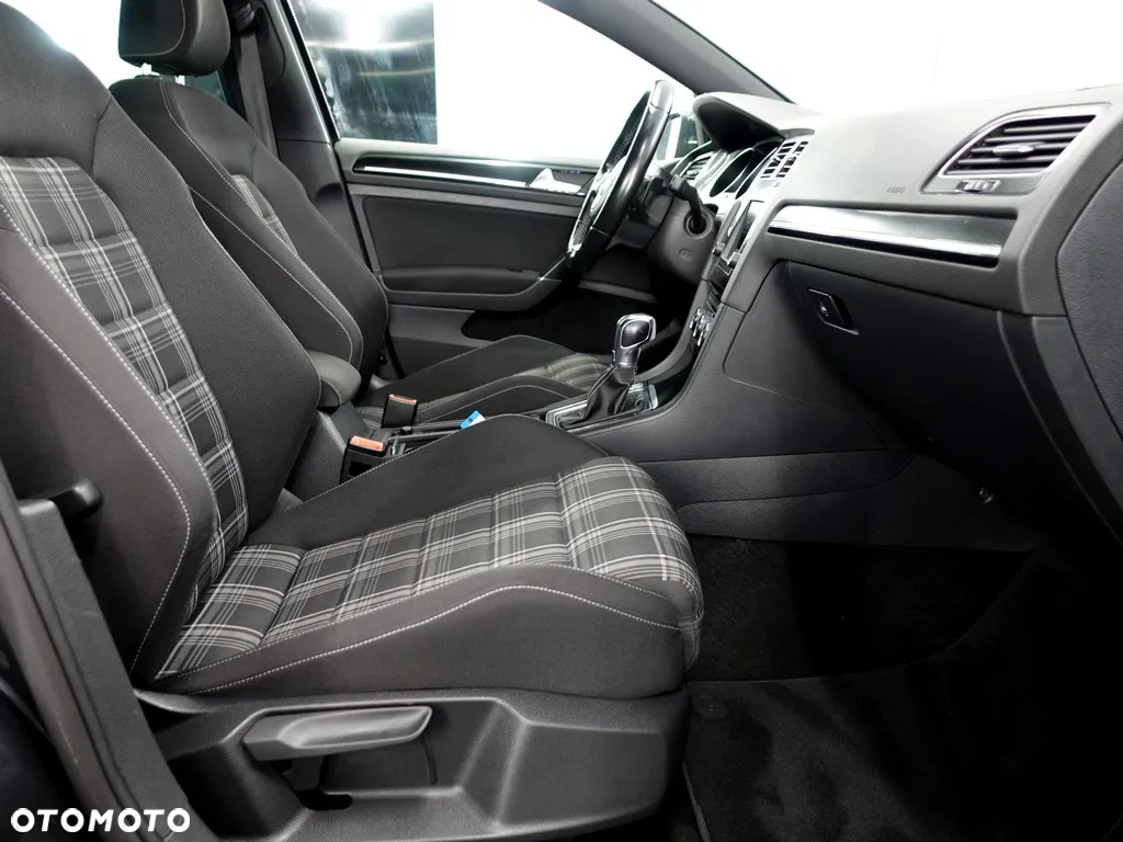 Volkswagen Golf VII 2.0 TDI BMT GTD DSG - 14
