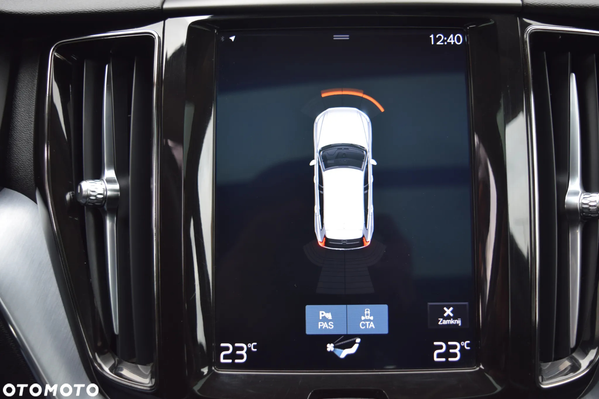 Volvo XC 60 D3 Momentum Pro - 23