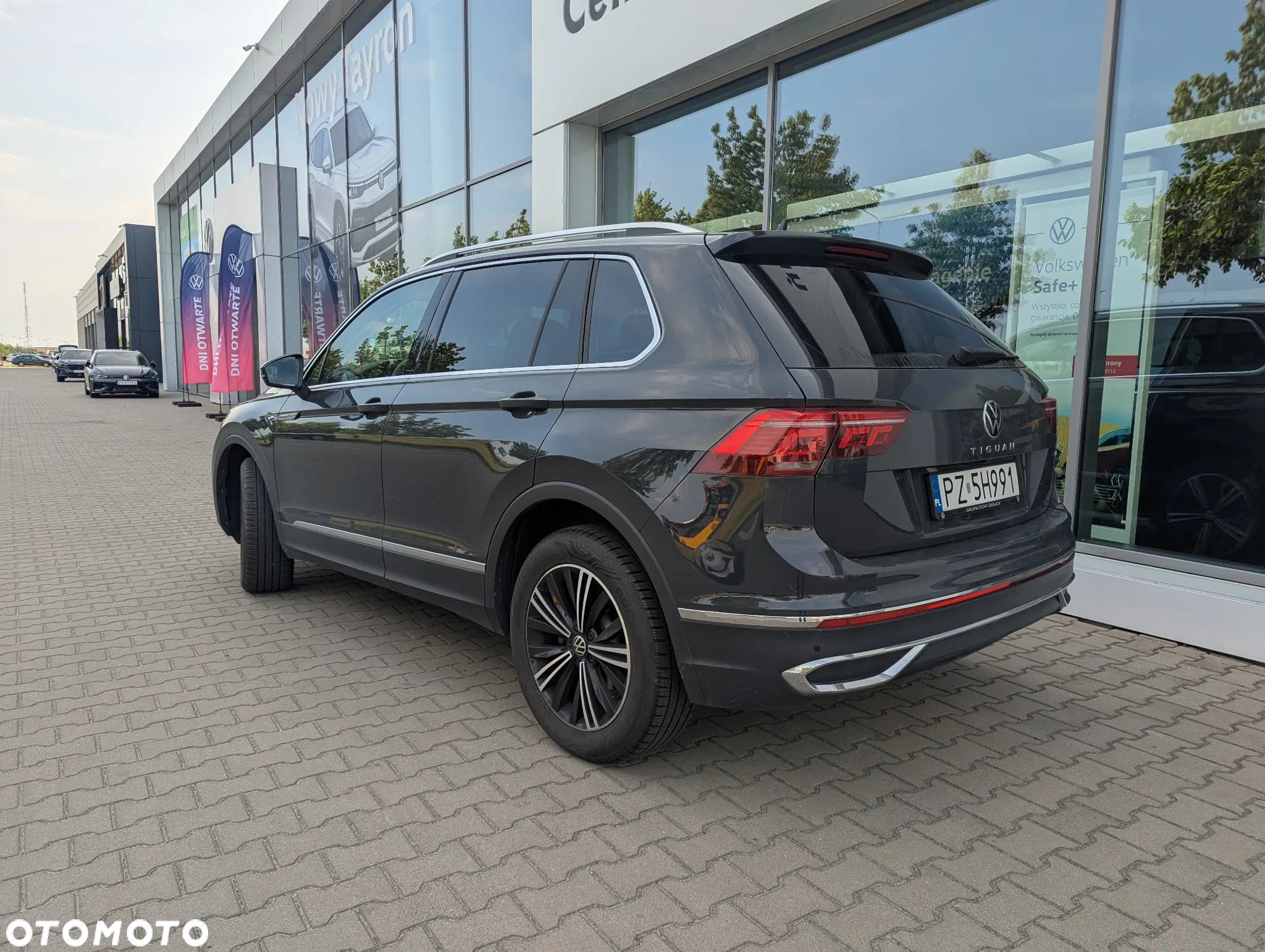 Volkswagen Tiguan 2.0 TSI 4Mot Elegance DSG - 4