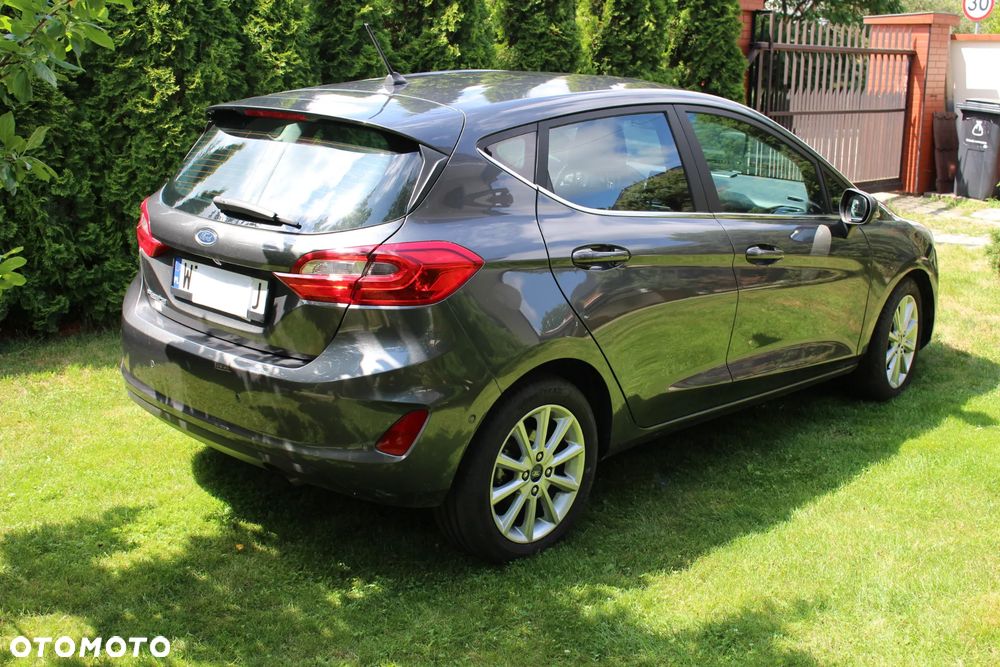 Ford Fiesta 1.0 EcoBoost S&S TITANIUM - 2