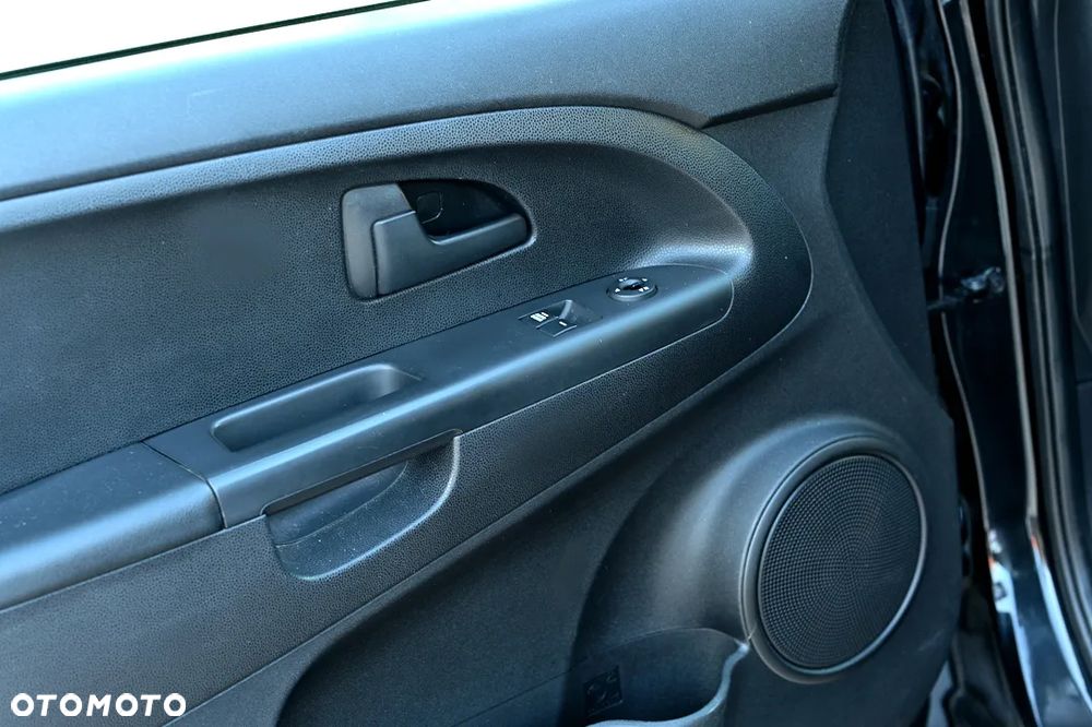 Kia Venga 1.4 CVVT Attract - 16